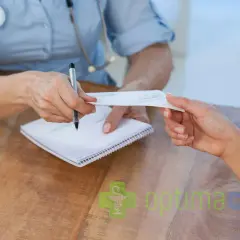 Rehabilitacja: Kto daje skierowanie i jak je uzyskać? Praktyczny poradnik.