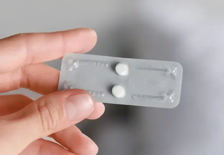Tabletka "dzień po" bez recepty od 1.05.2024: zasady i wiek