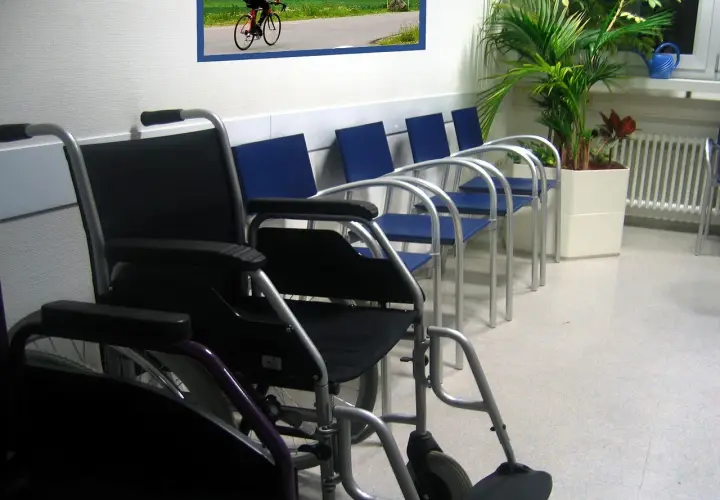 Białystok: Rehabilitacja NFZ bez czekania? Sprawdź, jak to zrobić!