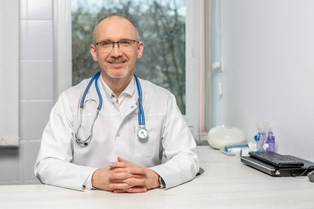 Alergolog, farmaceuta, konsultacja medyczna alergia